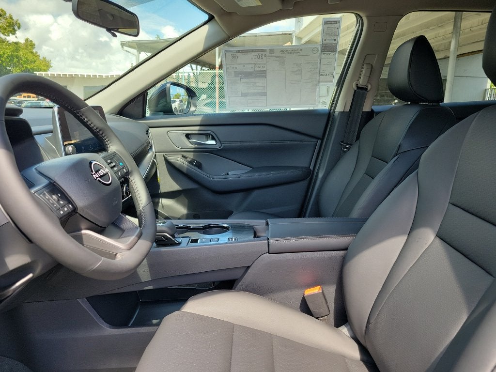 2027 Nissan Rogue Dark Armor