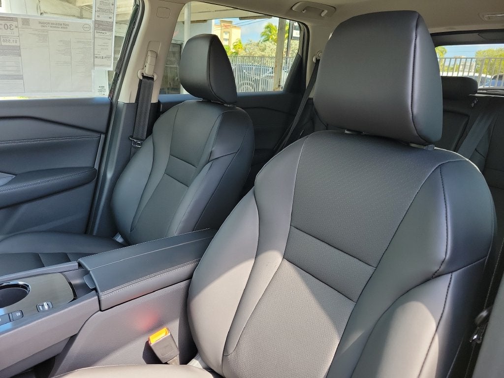2027 Nissan Rogue Dark Armor