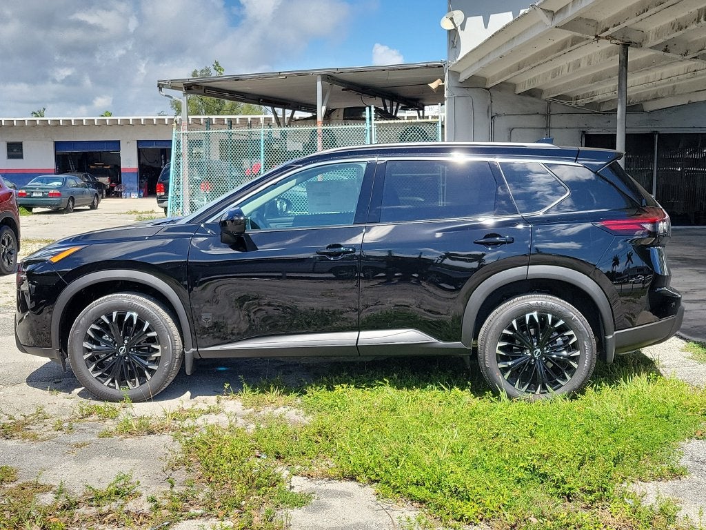 2027 Nissan Rogue Dark Armor