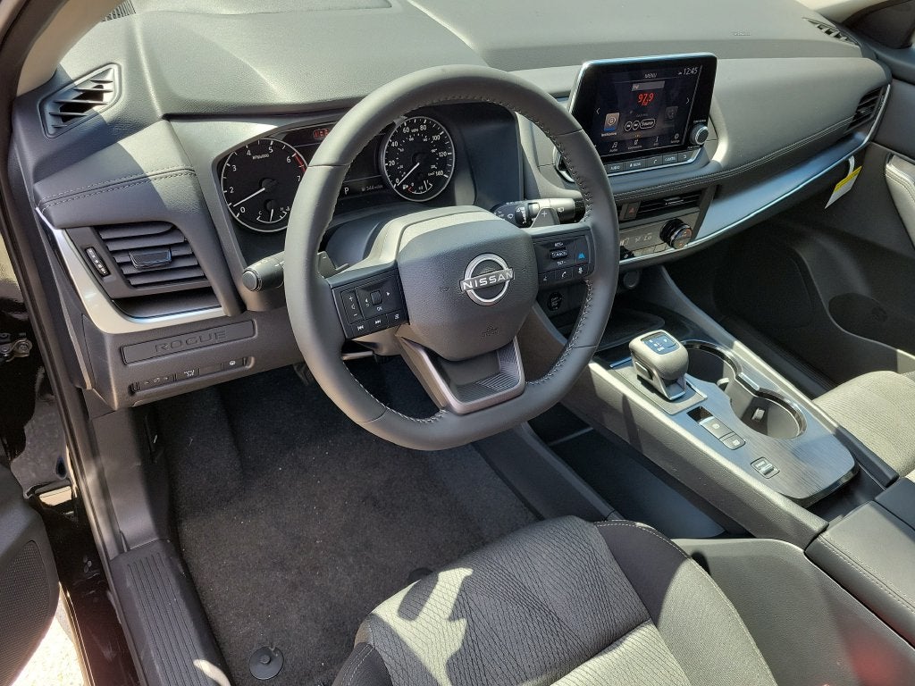 2027 Nissan Rogue SV