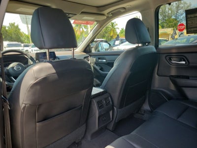 2022 Nissan Rogue SV w/Premium Package