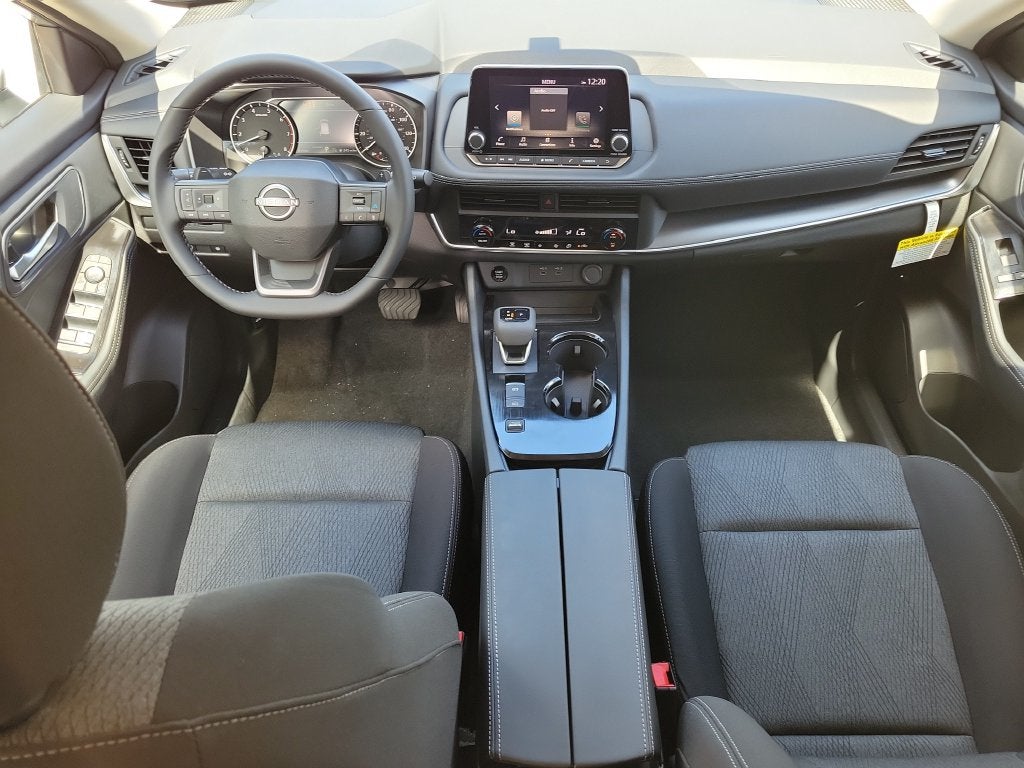 2027 Nissan Rogue SV