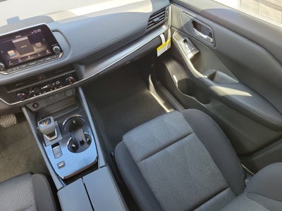 2027 Nissan Rogue SV