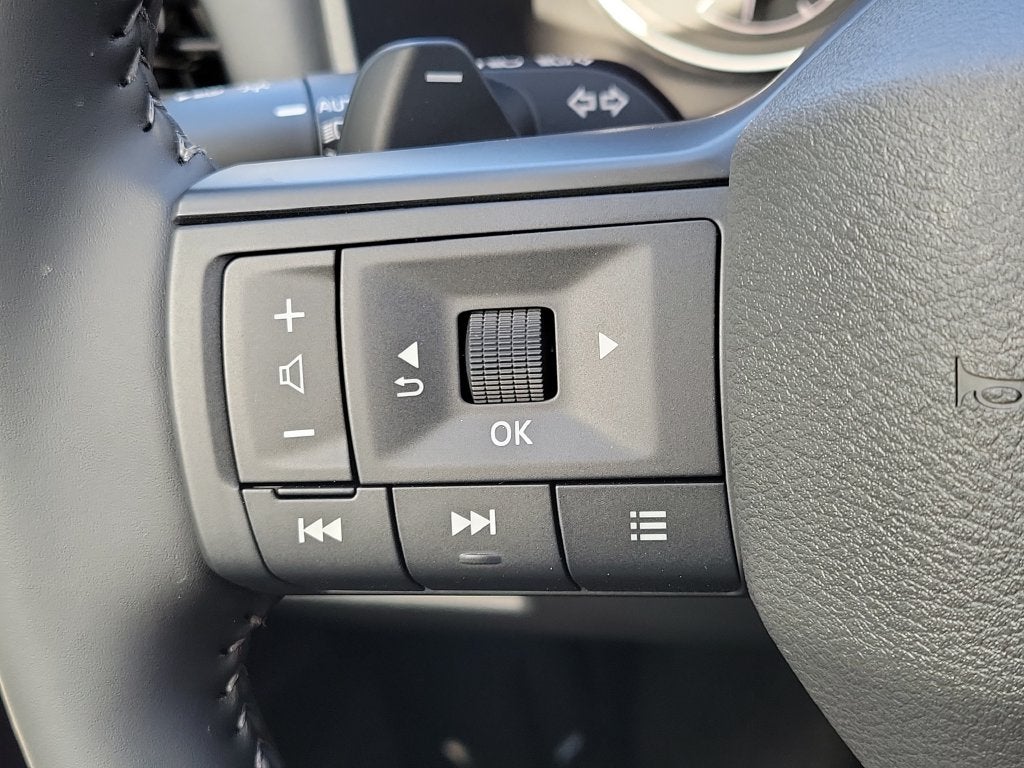 2027 Nissan Rogue SV