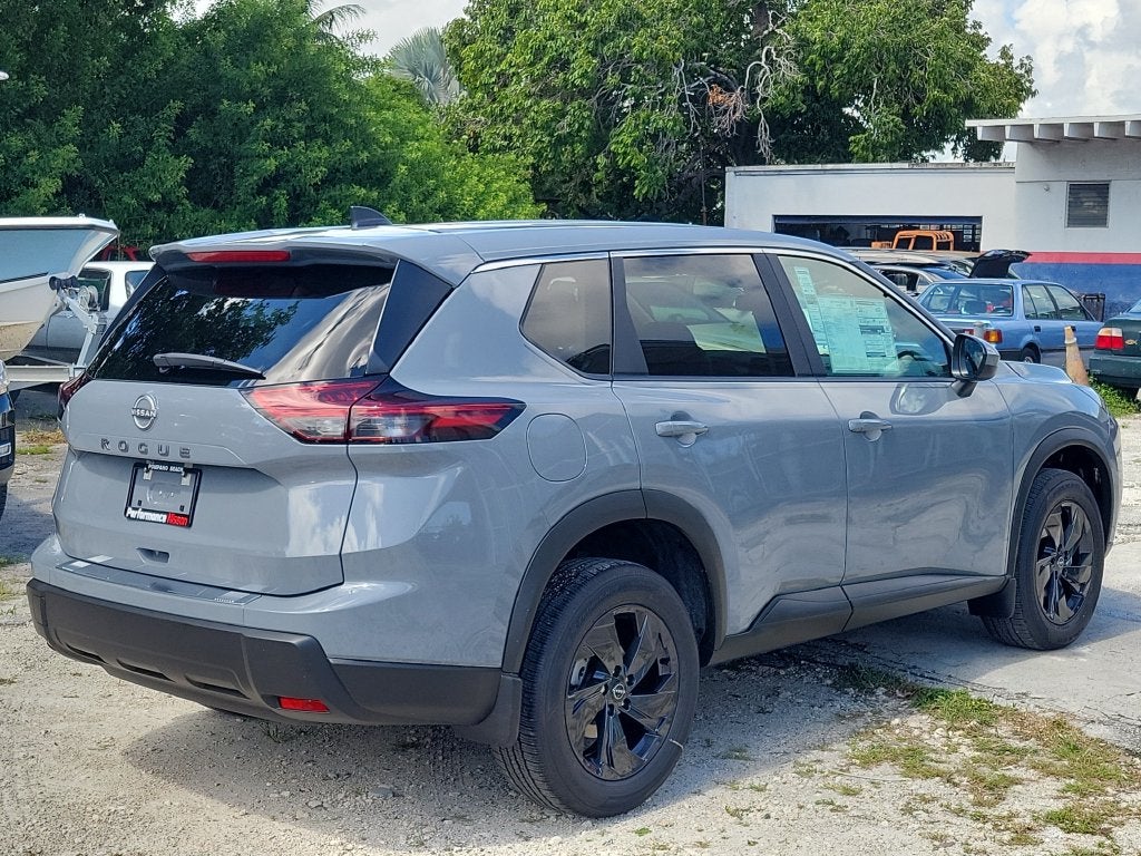 2027 Nissan Rogue SV
