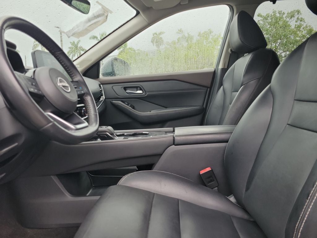 2022 Nissan Rogue SL w/Premium Package