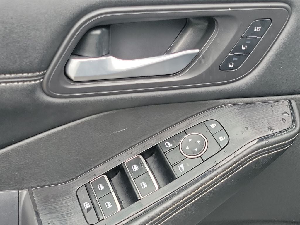 2022 Nissan Rogue SL w/Premium Package