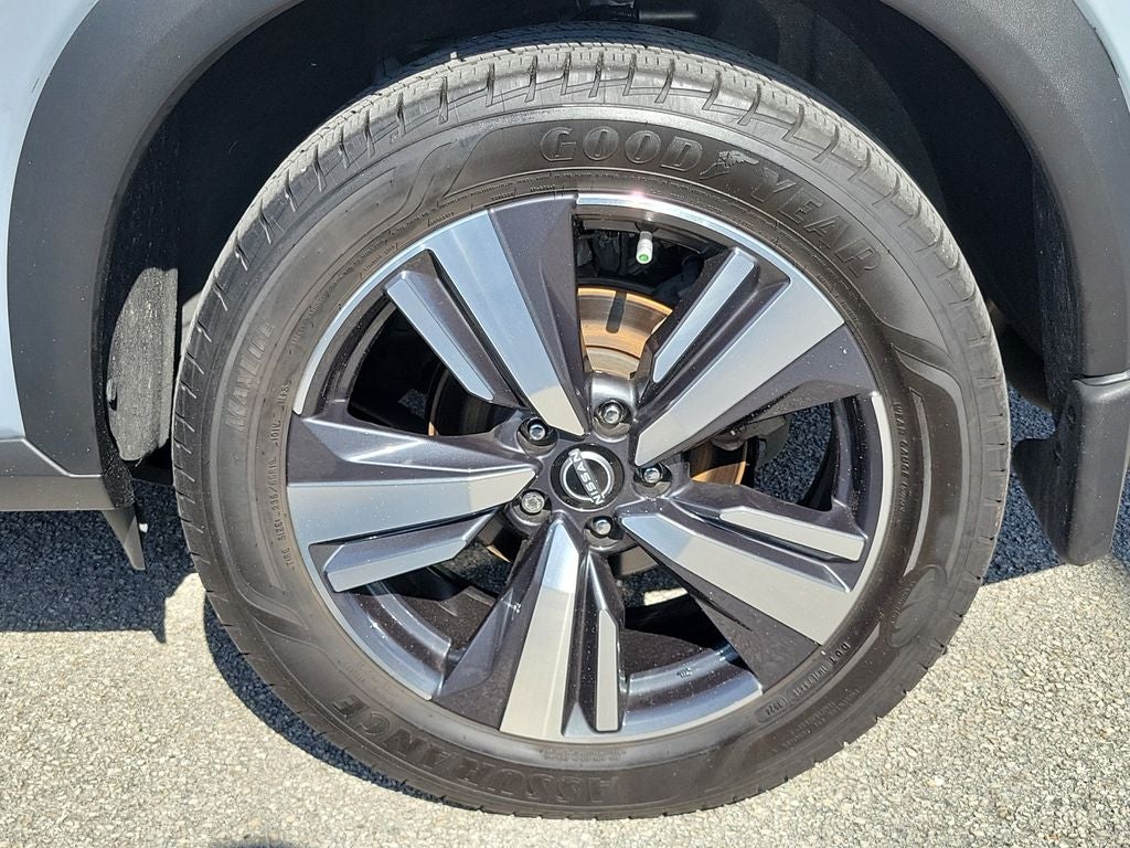 2023 Nissan Rogue SL w/Premium Package