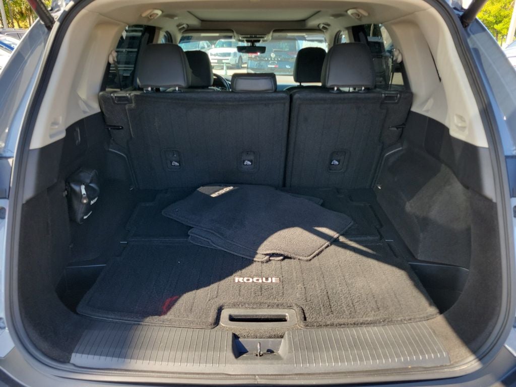 2023 Nissan Rogue SL w/Premium Package