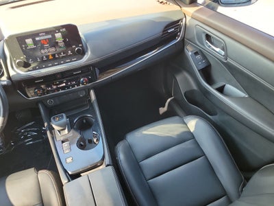 2023 Nissan Rogue SL w/Premium Package