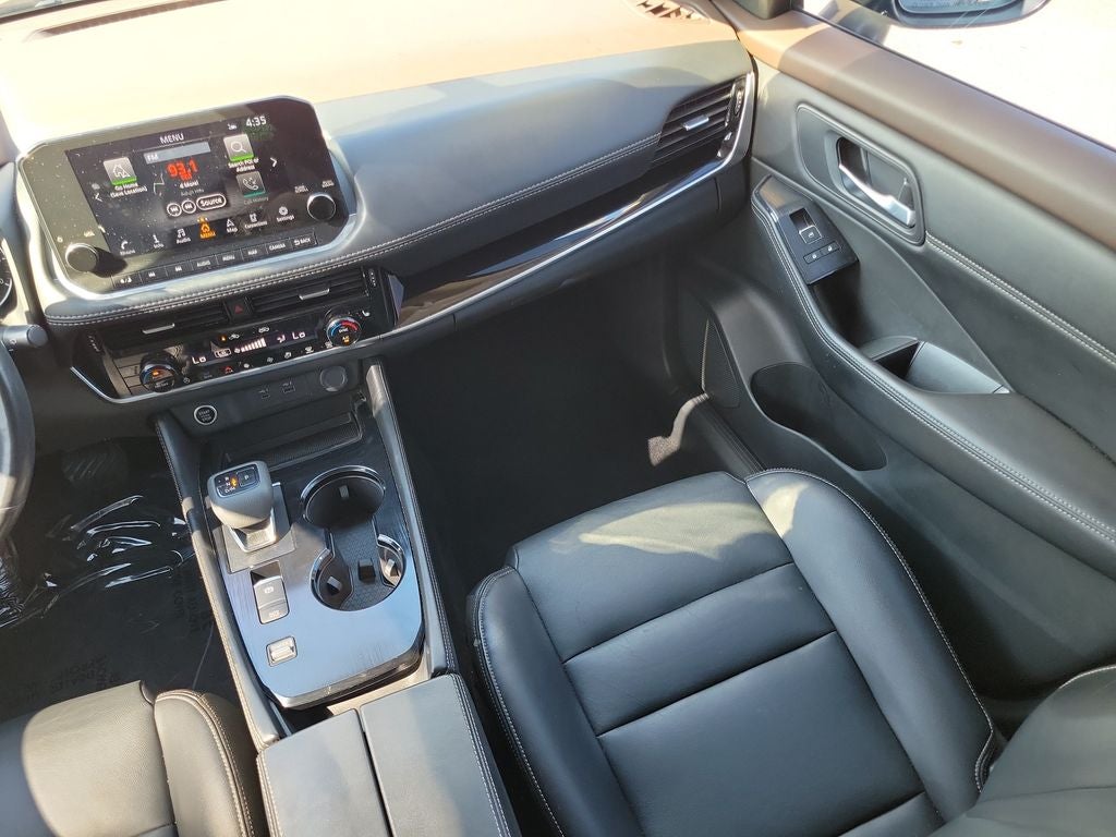 2023 Nissan Rogue SL w/Premium Package