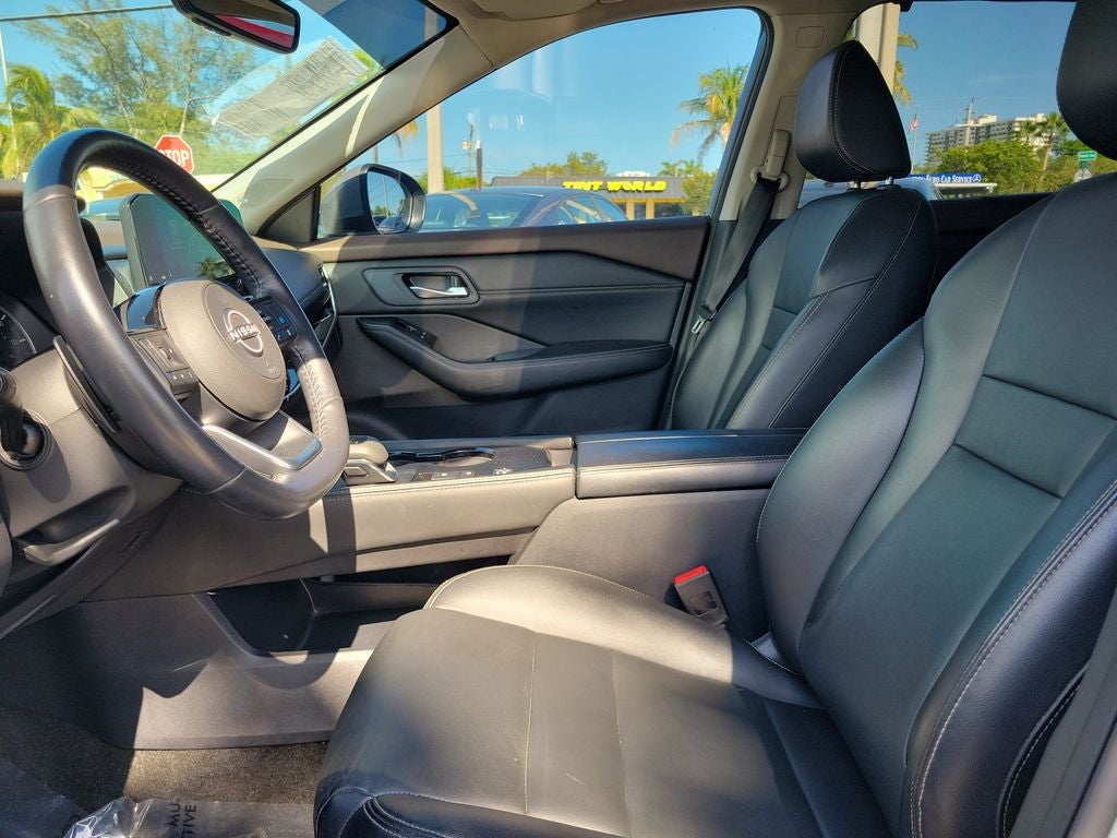 2023 Nissan Rogue SL w/Premium Package
