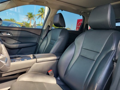 2023 Nissan Rogue SL w/Premium Package