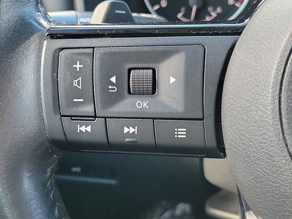 2023 Nissan Rogue SL w/Premium Package