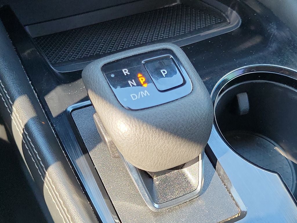 2023 Nissan Rogue SL w/Premium Package