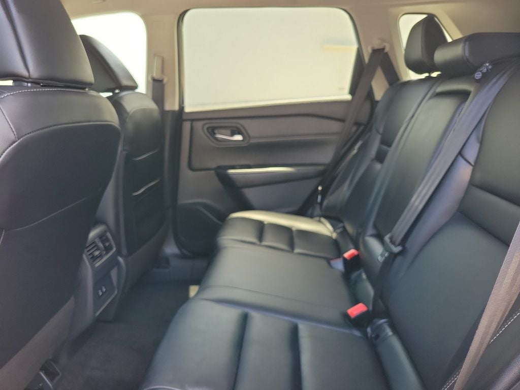 2026 Nissan Rogue SL