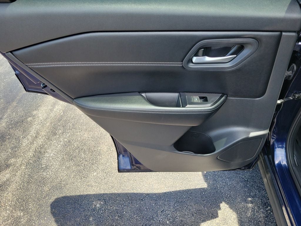 2026 Nissan Rogue SL