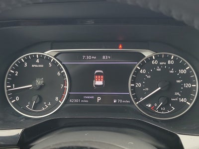 2022 Nissan Pathfinder SV