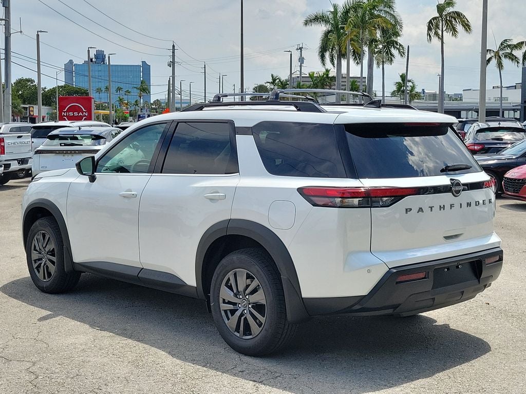 2026 Nissan Pathfinder SV