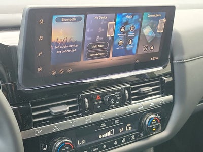 2026 Nissan Pathfinder SV