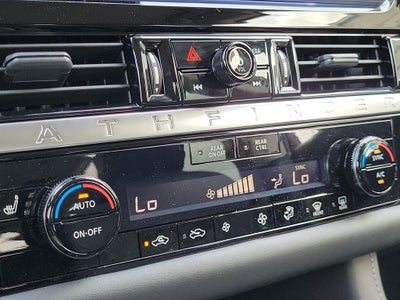 2026 Nissan Pathfinder SV