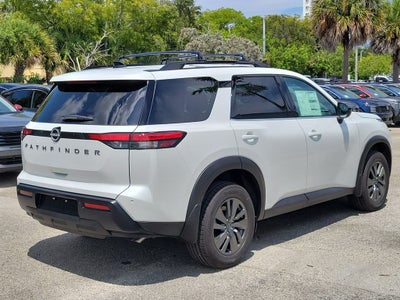 2026 Nissan Pathfinder SV