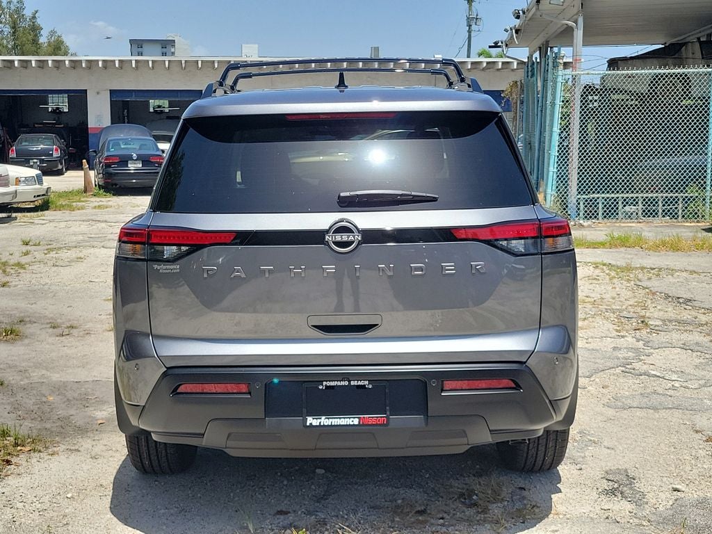 2026 Nissan Pathfinder SV