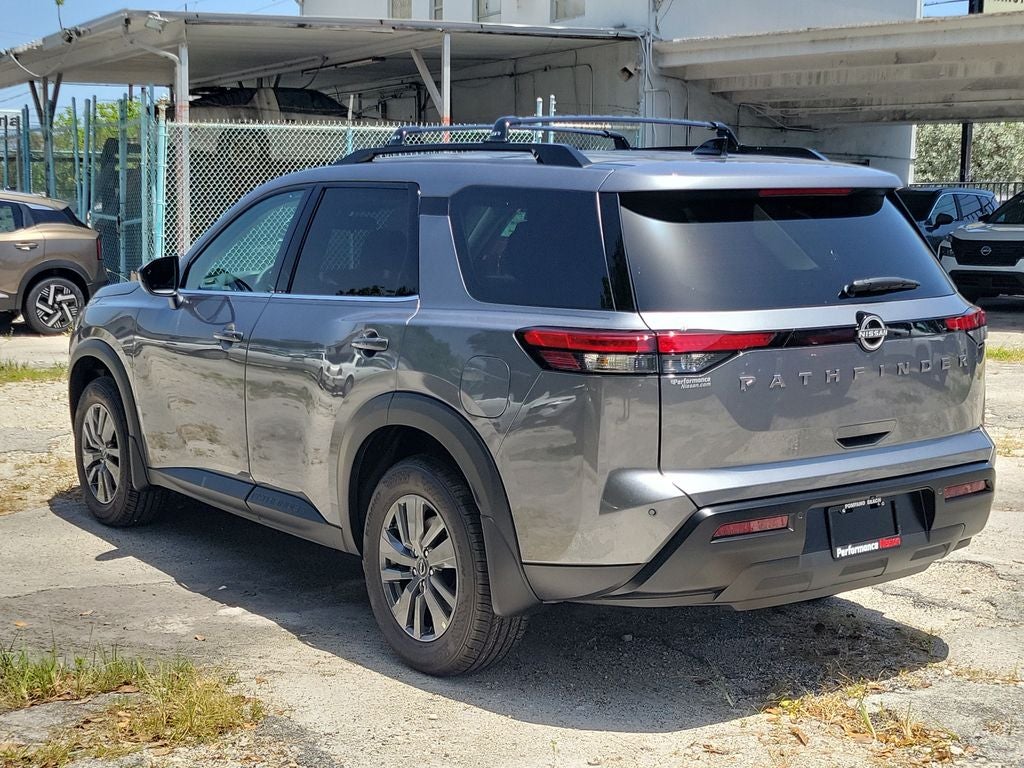 2026 Nissan Pathfinder SV