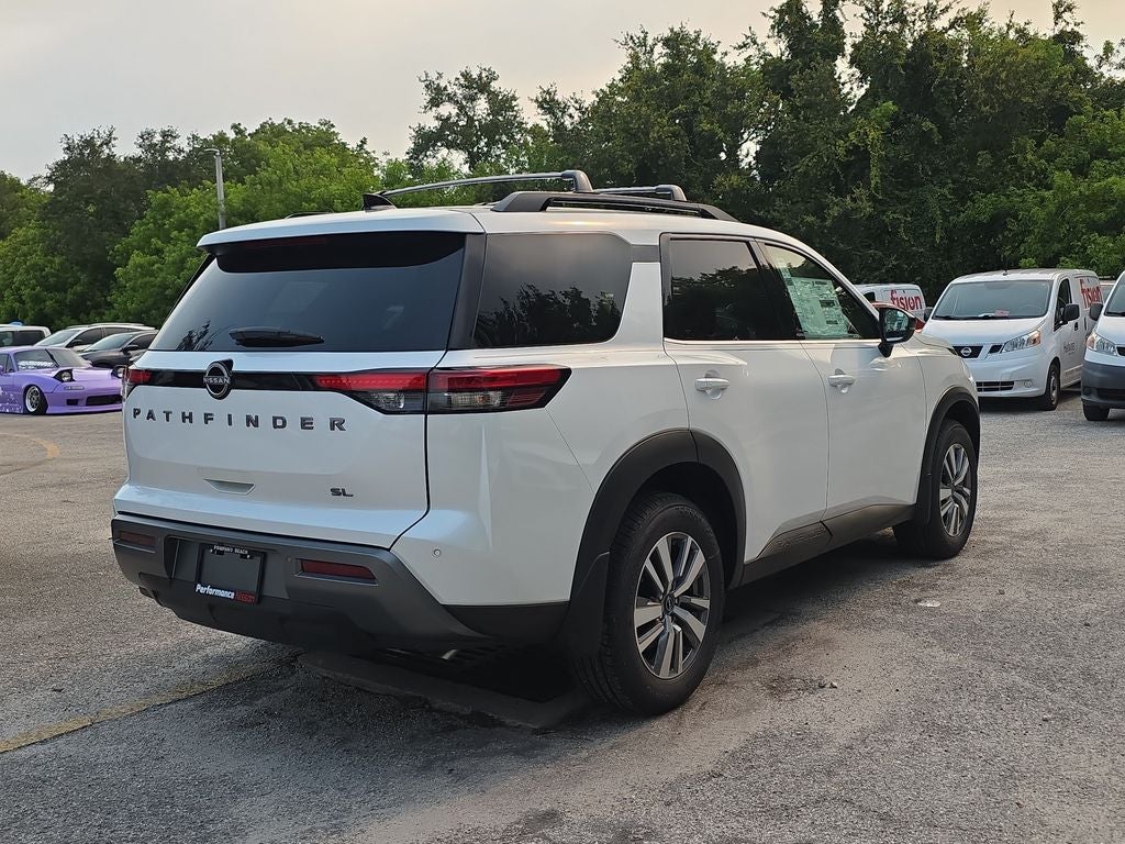 2026 Nissan Pathfinder SL