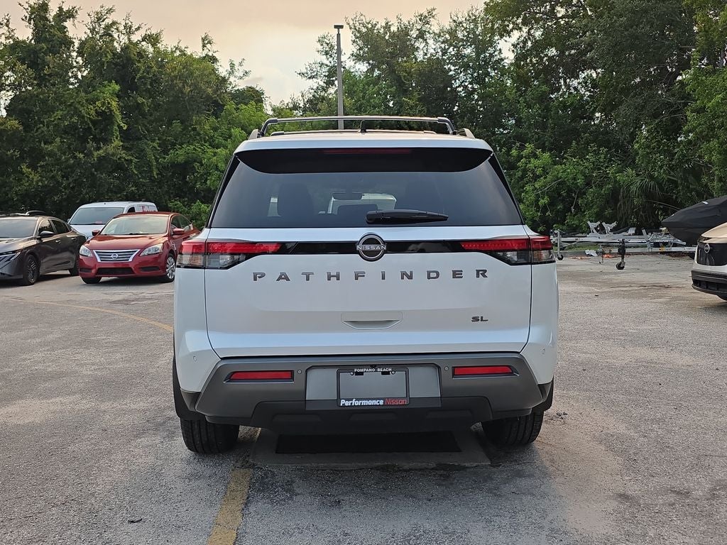 2026 Nissan Pathfinder SL