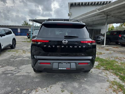 2026 Nissan Pathfinder SL