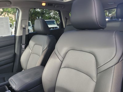 2026 Nissan Pathfinder SL Premium