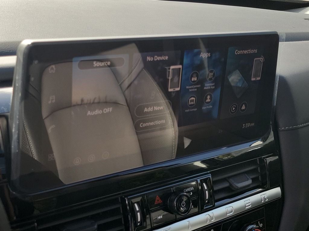 2026 Nissan Pathfinder SL Premium