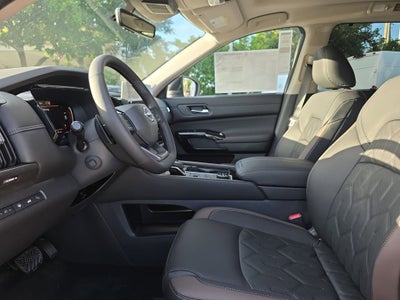 2026 Nissan Pathfinder Platinum