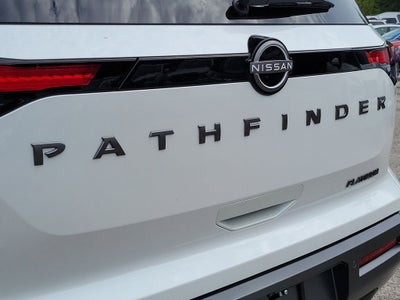 2026 Nissan Pathfinder Platinum Captain Chairs