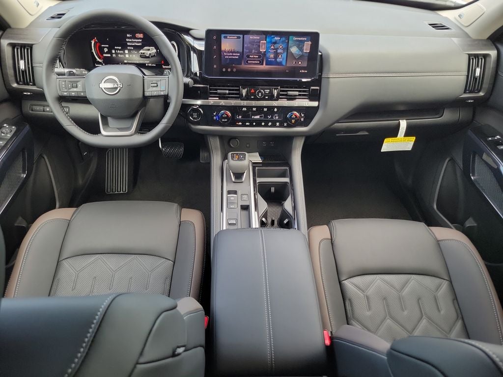 2026 Nissan Pathfinder Platinum Captain Chairs