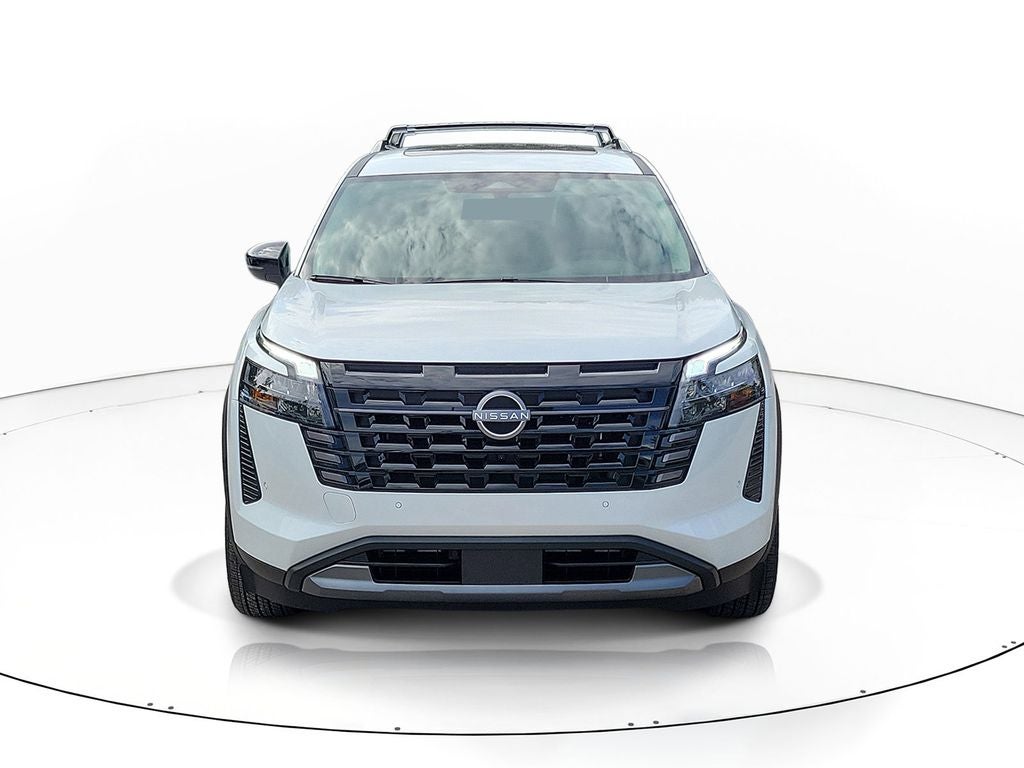 2026 Nissan Pathfinder Platinum Captain Chairs