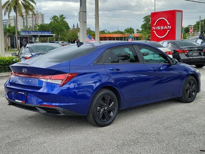 2022 Hyundai Elantra SEL