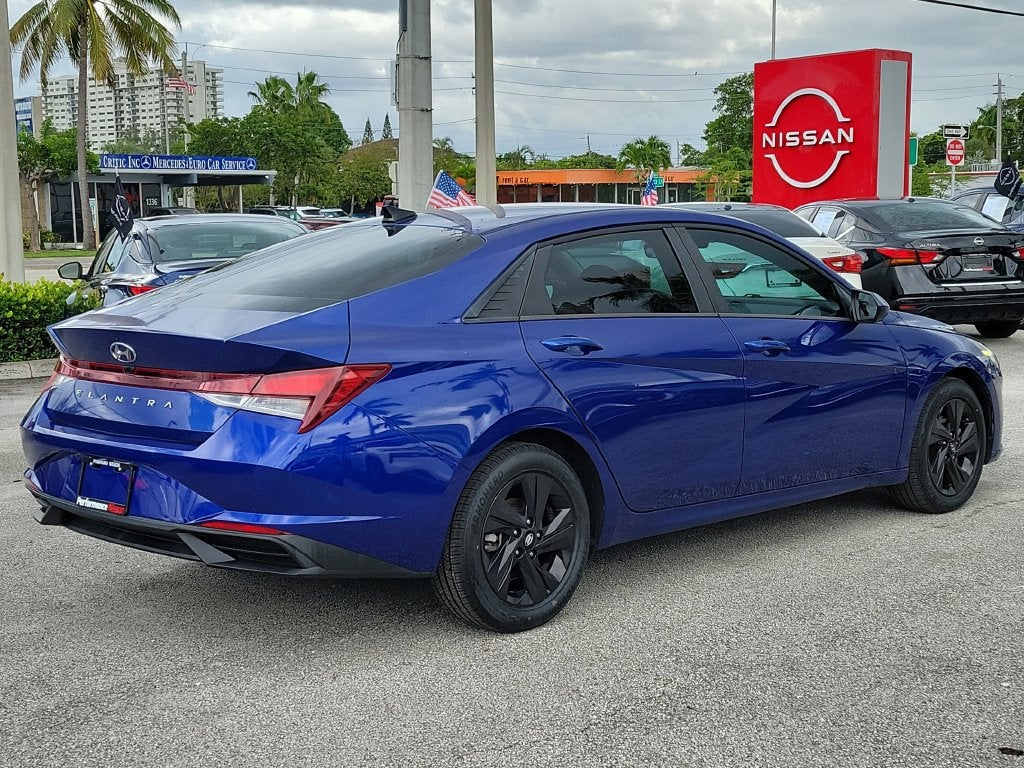 2022 Hyundai Elantra SEL