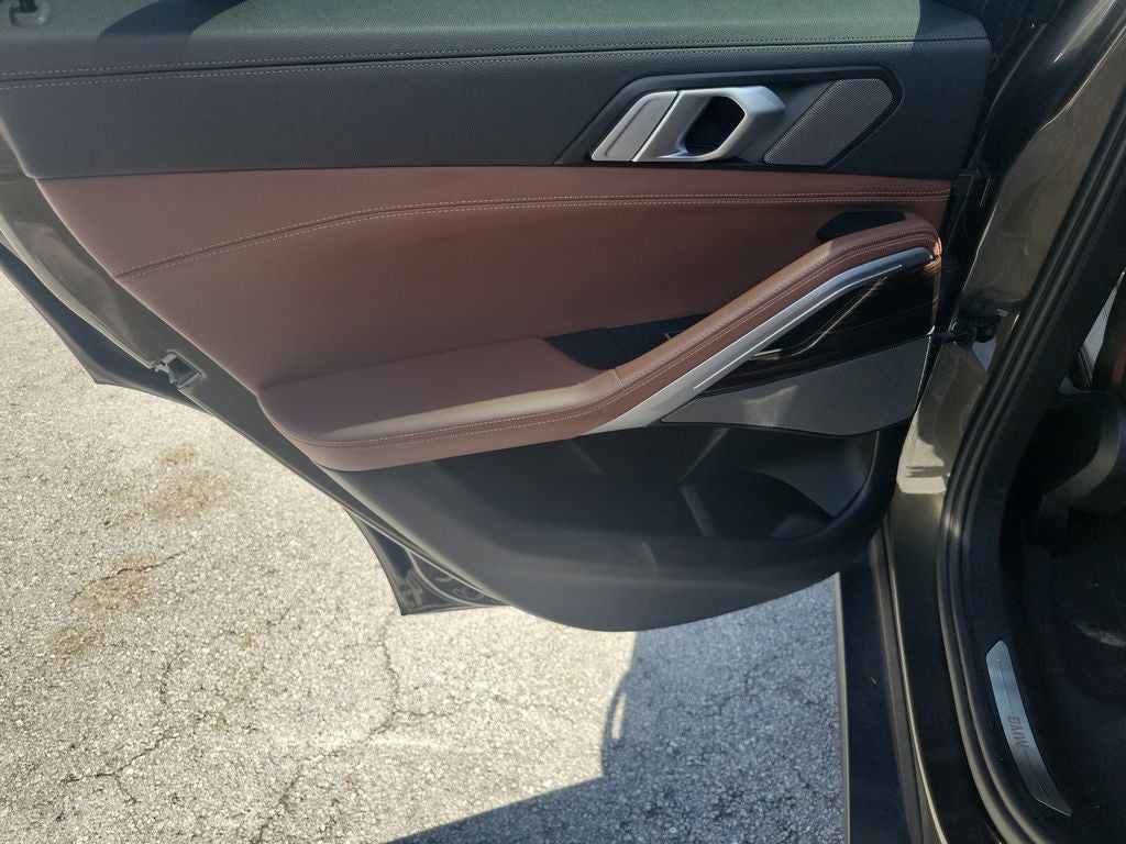 2021 BMW X6 sDrive40i