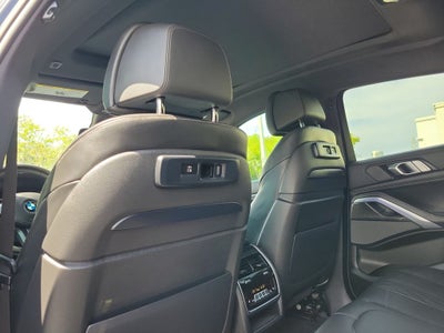 2020 BMW X6 M50i