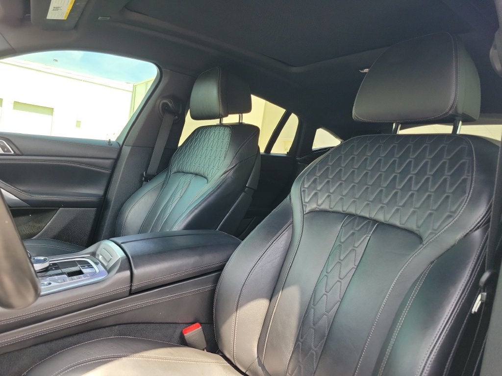 2020 BMW X6 M50i