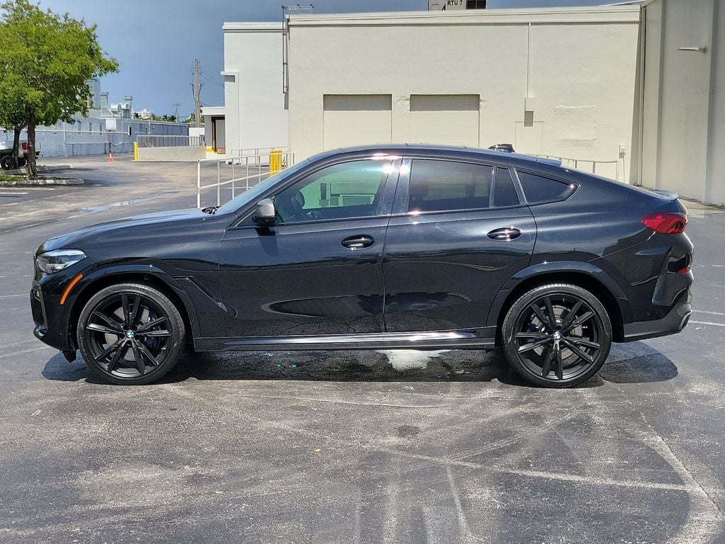2020 BMW X6 M50i