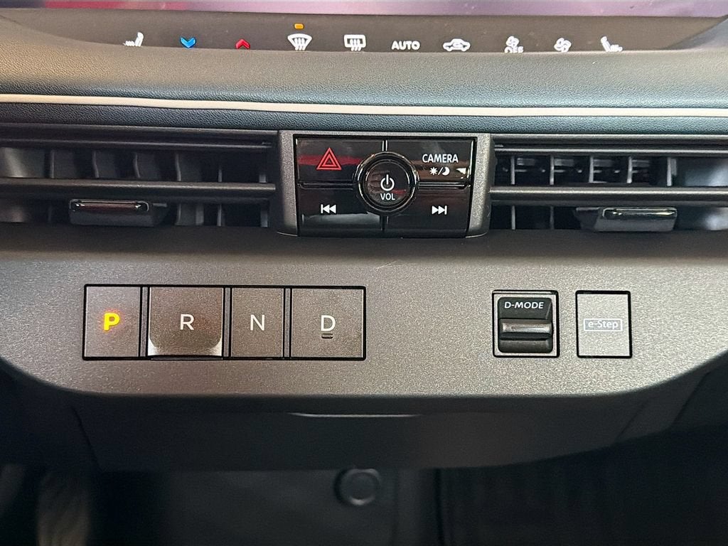 2026 Nissan Leaf PLATINUM+
