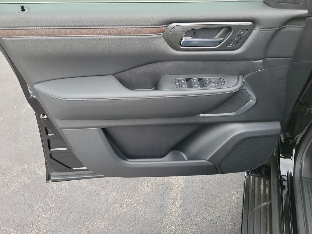 2026 Nissan Armada Platinum Reserve ProPilot 2.1 PKG.