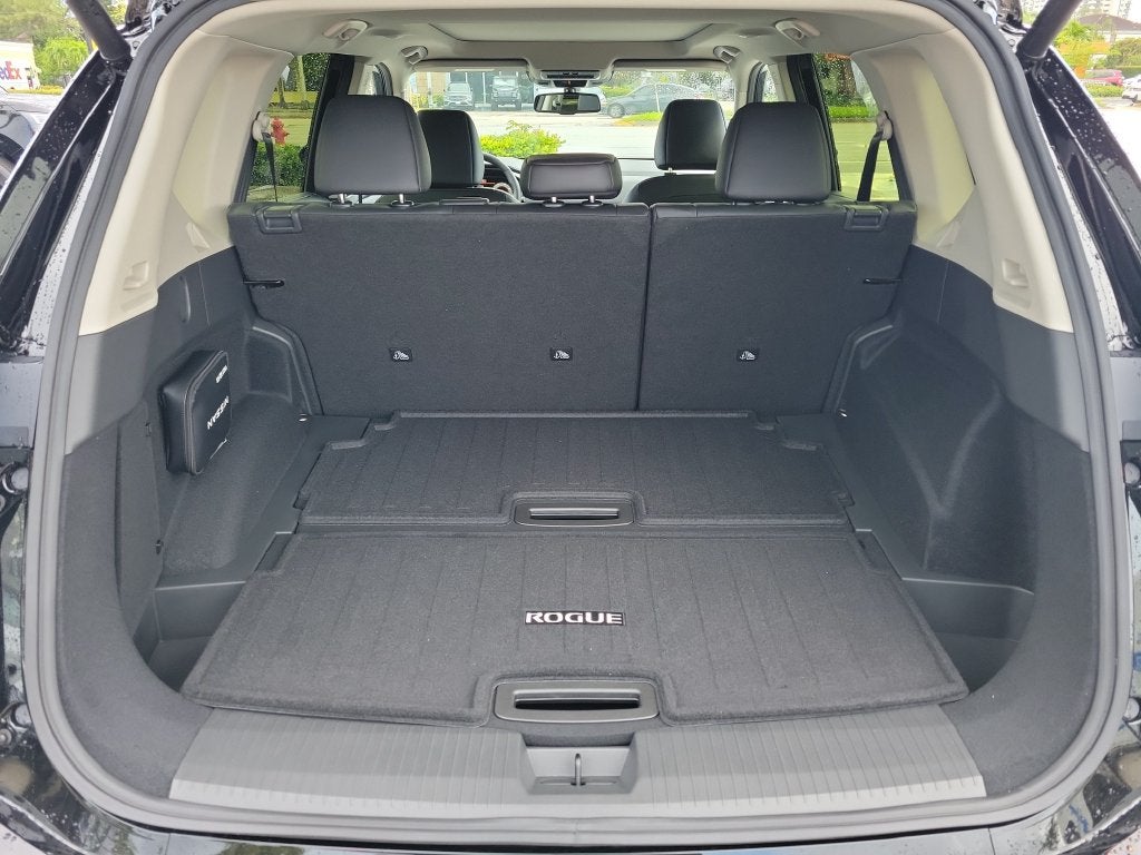 2026 Nissan Rogue Platinum Premium