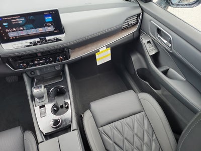 2026 Nissan Rogue Platinum Premium