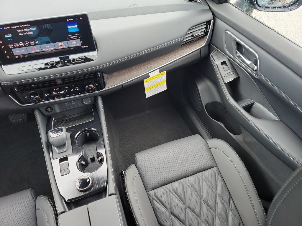 2026 Nissan Rogue Platinum Premium