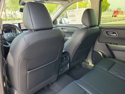 2026 Nissan Rogue Platinum PREMIUM