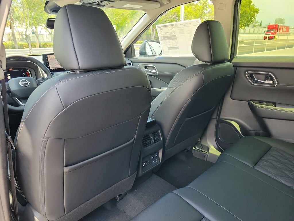 2026 Nissan Rogue Platinum PREMIUM